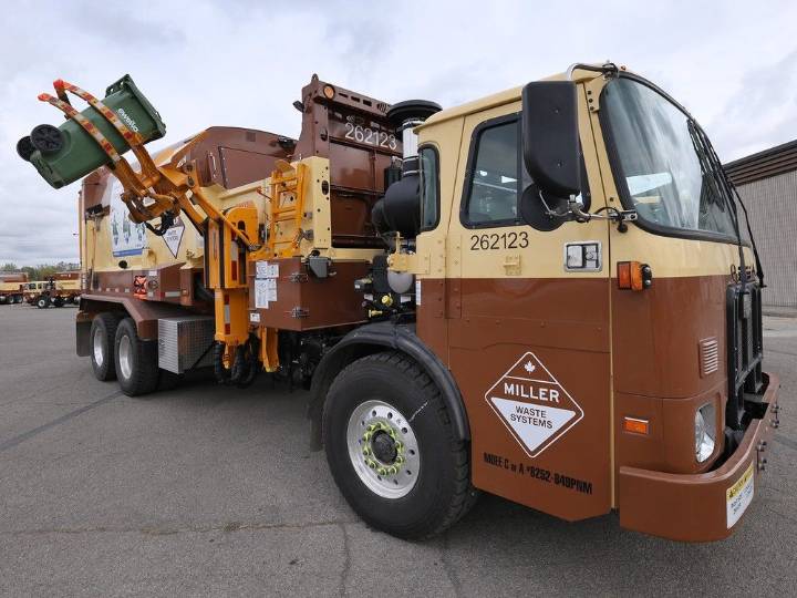 Less waste: How does Windsor area's new green bin program work?