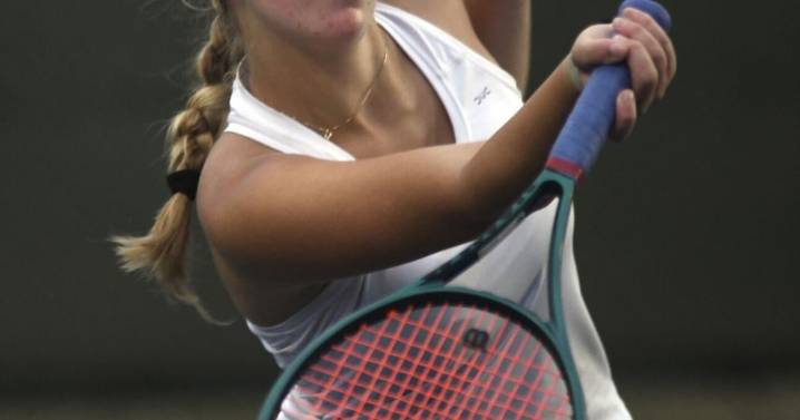 Saint John's Hoza, Madison's doubles team advance in sectional girls tennis tournament
