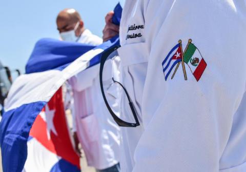 Brigada de médicos cubanos logra ingresar a Pahuatlán