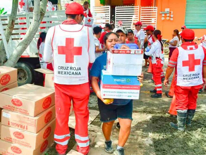 Cruz Roja recibe donativos para damnificados por lluvias en Veracruz