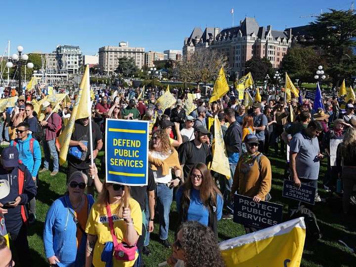 NDP introduce bills targeting sexualized violence as BCGEU rallies at legislature