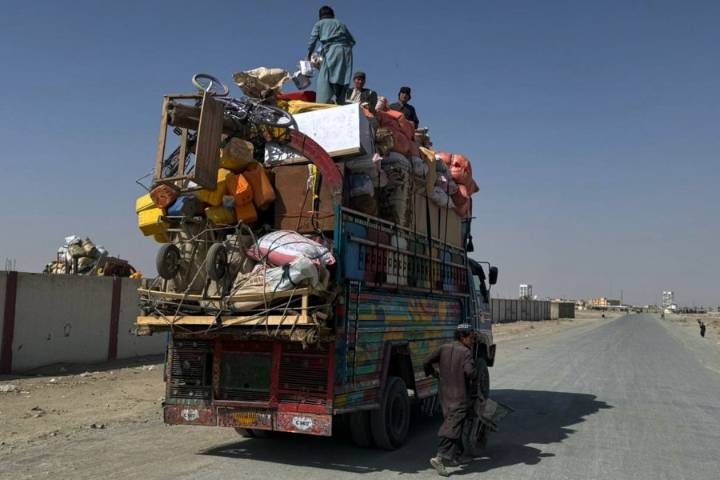 Afghanistan and Pakistan pledge to respect ceasefire after more than a week of deadly fighting