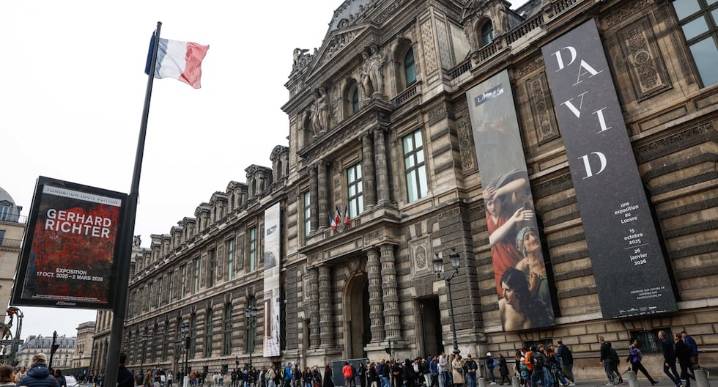 Museo del Louvre | Francia: Los dos hombres detenidos por el robo en París reconocieron parcialmente los hechos