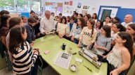 El alumnado de Monesterio que se despide de primaria crea una cápsula del tiempo que abrirán cuando tengan 40 años