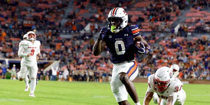 Auburn senior running back Damari Alston no longer with team, Hugh Freeze says