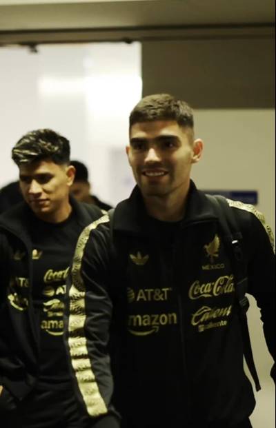 México es recibido por la afición en Dallas