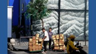 China says its economy slowed to a 4.8% annual pace of growth in the last quarter