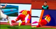 Futbolista se rompe el cuello en pleno partido de futbol [VIDEO]