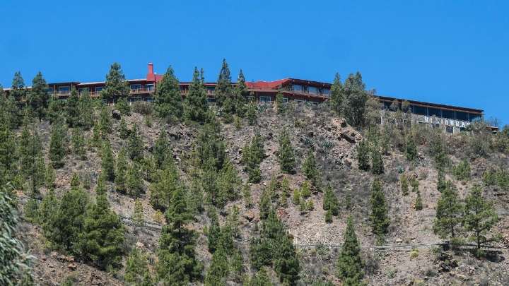 San Bartolomé de Tirajana inicia el rescate del Hotel Las Tirajanas pese al aval judicial a Lopesan