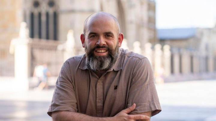 Pablo Batalla Cueto, historiador y montañero gijonés: "Putin es fascismo a la rusa y Trump fascismo a la yanqui"