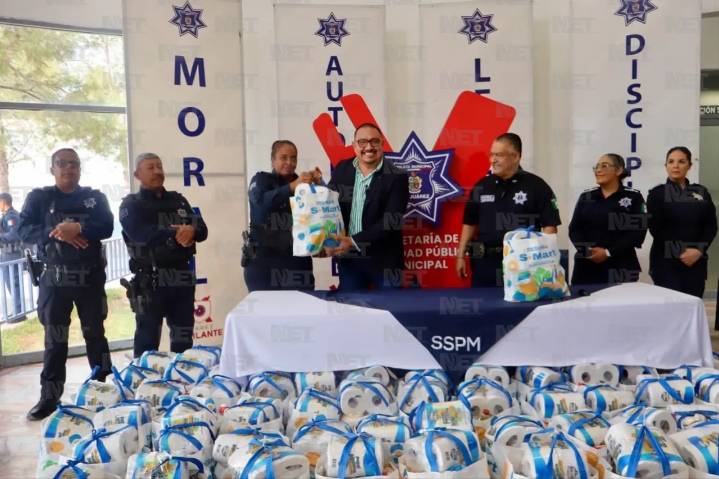 Entregan 80 despensas a policías municipales