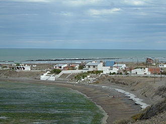 Horror en Chubut: hallaron un cuerpo atado y envuelto en una frazada cerca de una playa