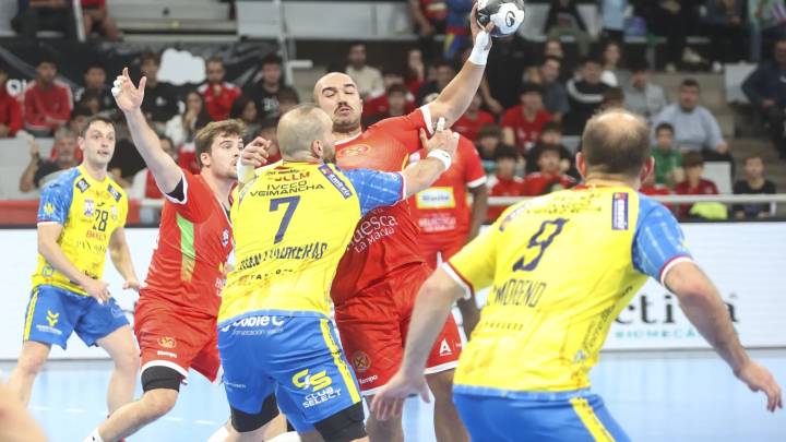 El Bada Huesca no sabe ganar, pero no pierde (29