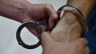 Detenido por defecar en las cajas de comida de un hotel durante un congreso de bachata en Santa Susanna