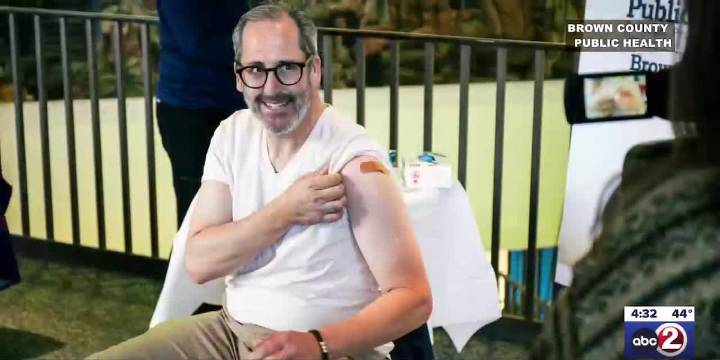 Brown County leaders get flu shots to encourage public to get vaccinated