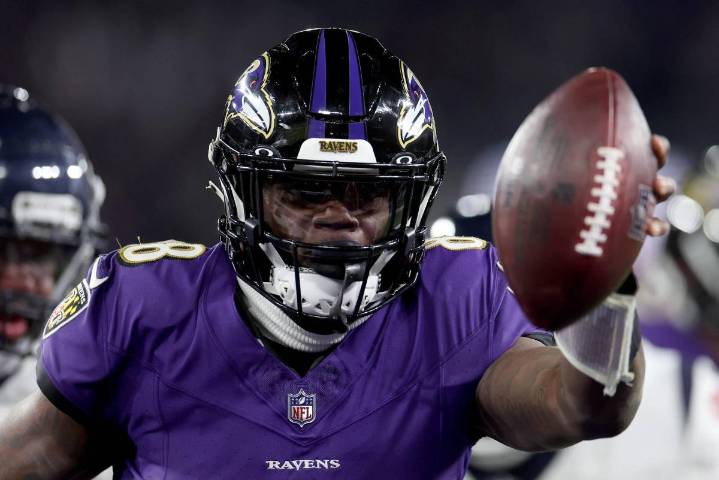 Con Lamar de regreso en pleno TNF, los Ravens apuntan a las bajas ante Dolphins