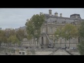 Jewelry heist at the Louvre in Paris