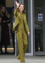 Cele|bitchy | Princess Kate rewore her green Victoria Beckham suit for an event in Oxford