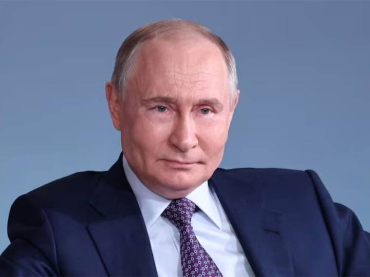 Putin mocks Zelenskyy's "ridiculous" suggestion on Peace Prize