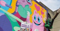 'Forever Friends': Charleston's newest mural turning heads on Summers Street