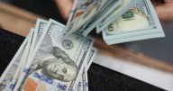 Nuevas ventas para contener el dólar este miércoles: el Tesoro se desprendió de U$S 320 millones