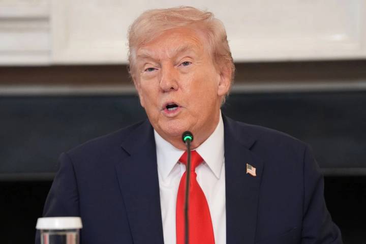 Donald Trump informa que podría viajar a Medio Oriente esta semana