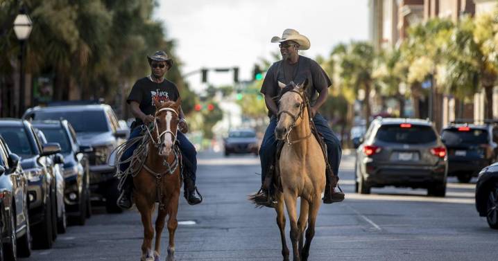 James Island Cowboys share love of horses with Lowcountry