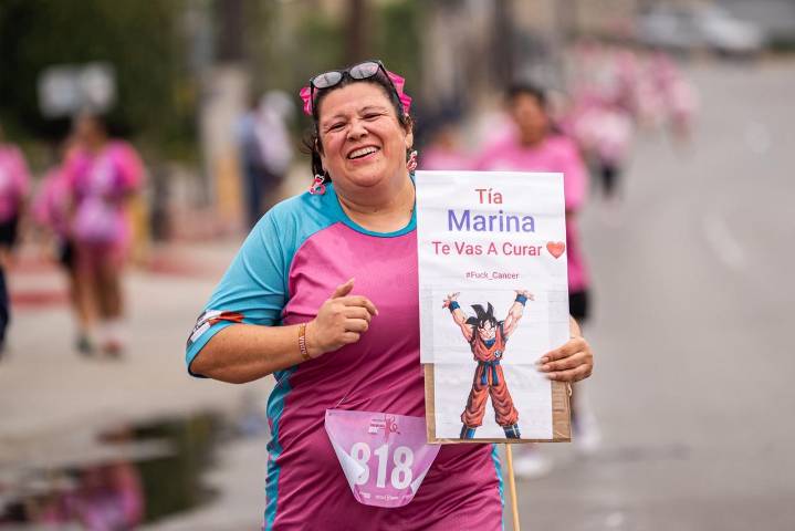 Más de mil 500 personas corren contra el cáncer de mama en Tijuana