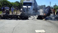 Trabajadores despedidos de ILVA cortan la calle 9 del Parque Industrial