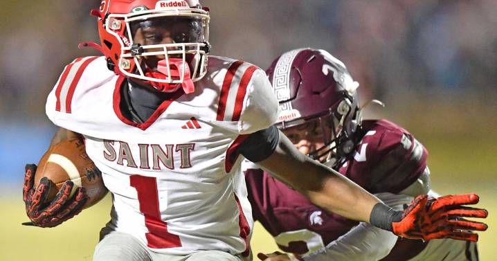 St. Stephens High School football wins over South Caldwell 48