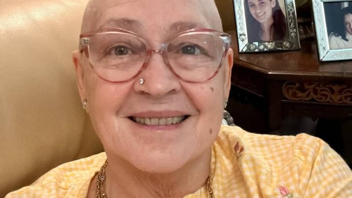 Nafisa Ali Shares Bald Selfie, Radiates 'Positive Power' Amid Chemotherapy
