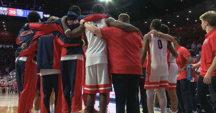 Arizona Men's Basketball beats Saint Mary's in exhibition