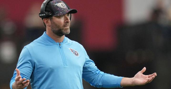 Titans fire coach Callahan after 4