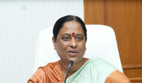 Konda Surekha hits out at ‘Reddy lobby’ for targeting her in Warangal