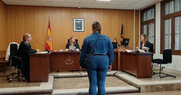 Seis meses de cárcel a una mujer por agredir a una matrona con las correas en el hospital de Manacor