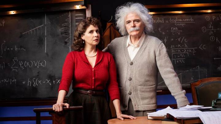 Luis Machín y Gabriela Toscano llegan a Rosario con la obra "Relatividad"