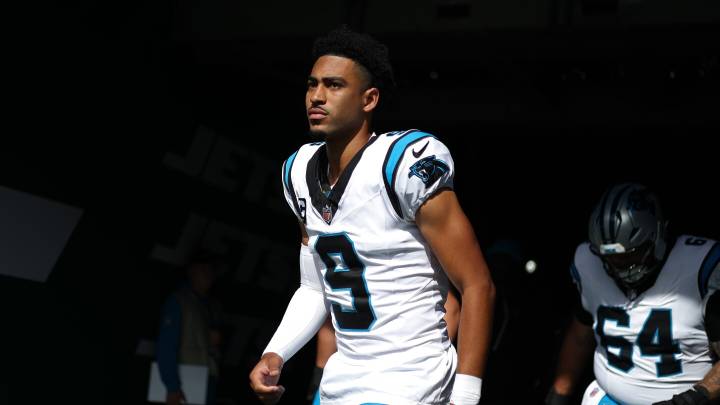 Bryce Young leaves with ankle injury in the third quarter
