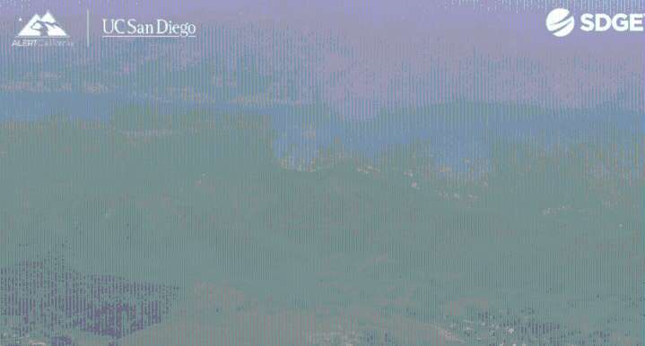 Vegetation fire prompts Evacuation Warning in Santee