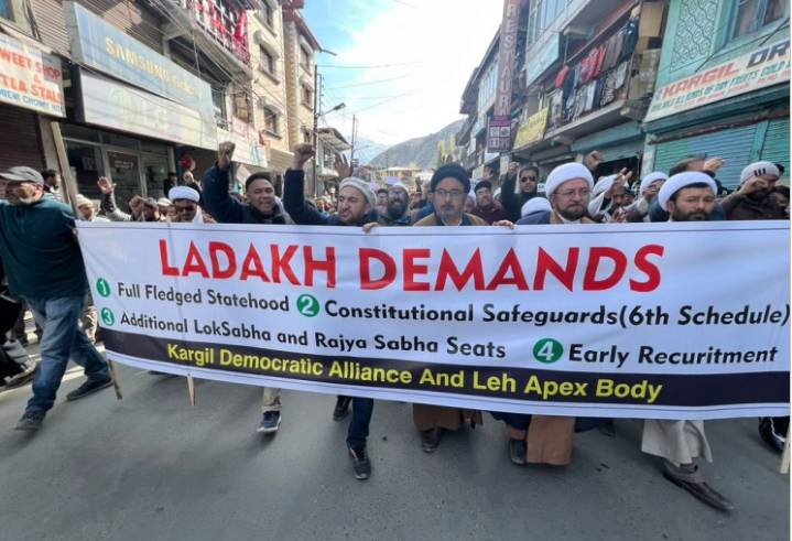 Leh Crisis: Fourteen More Released on Bail as Supreme Court Seeks Centre’s Response on Wangchuk’s NSA Detention