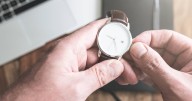 Psychologist says to avoid one drink after 2pm today as clocks go back tonight