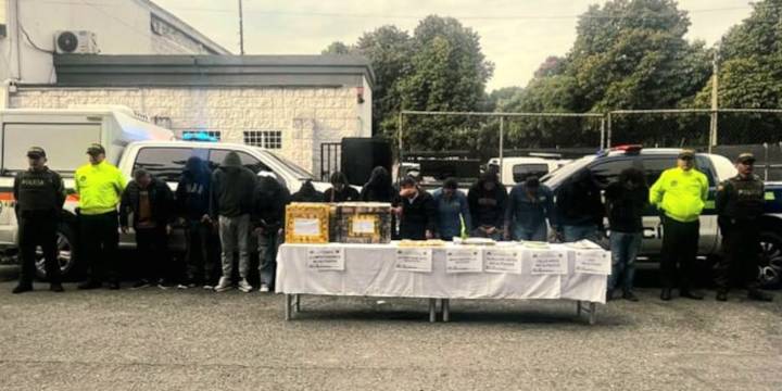 Desmantelan red que falsificaba certificados para descuentos en multas de tránsito en Medellín