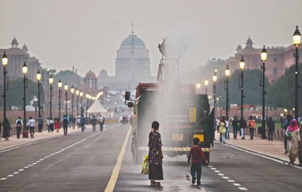 Delhi logs coldest October night in 2 yrs; air eases a bit