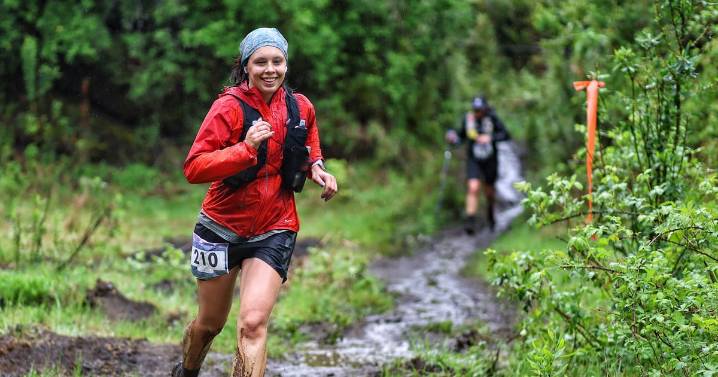 Cerca de mil corredores se preparan para tradicional competencia de trail running en Huilo Huilo