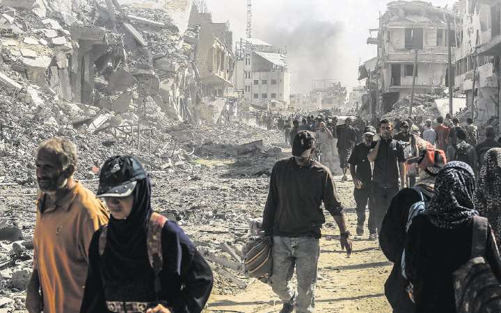 Israel confirma el alto el fuego y miles de palestinos vuelven a Gaza