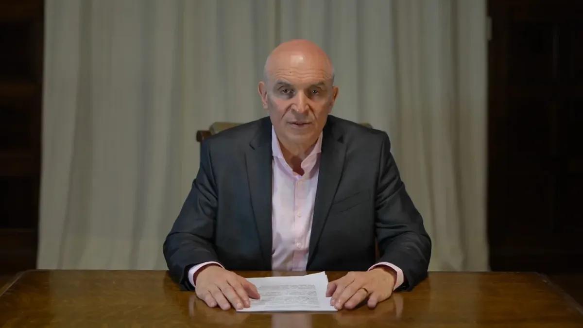 Espert grabó un video reafirmando su postura: "Nada que esconder. No somos todos lo mismo"
