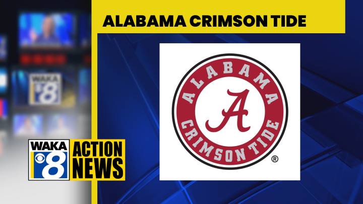 Alabama survives South Carolina to remain undefeated in SEC play