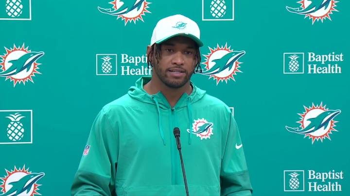 Tua Tagovailoa throws 4 TD passes as Dolphins overwhelm Falcons 34
