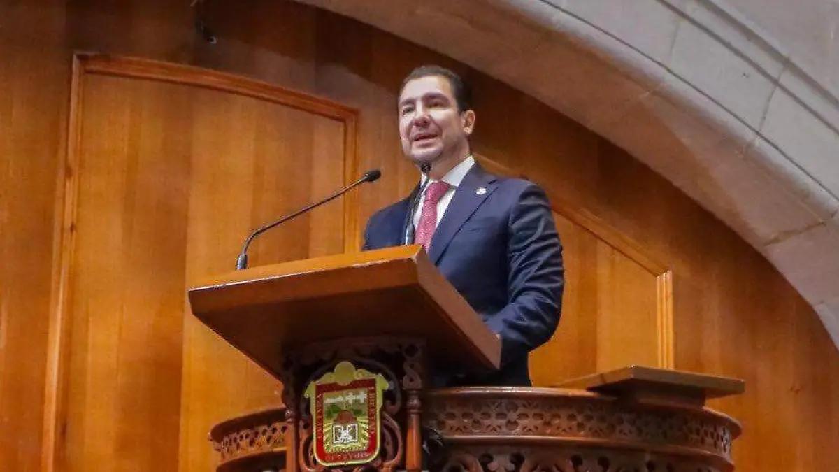 PRI critica abandono de carreteras y calles; piden mayor inversión en mantenimiento