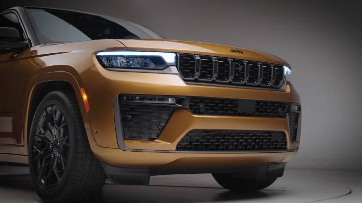 The 2026 Jeep Grand Cherokee will look and drive different than before