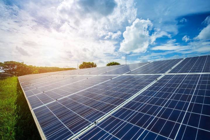 Multibagger stock jumps 4% after receiving ₹544 Cr order to supply solar PV modules